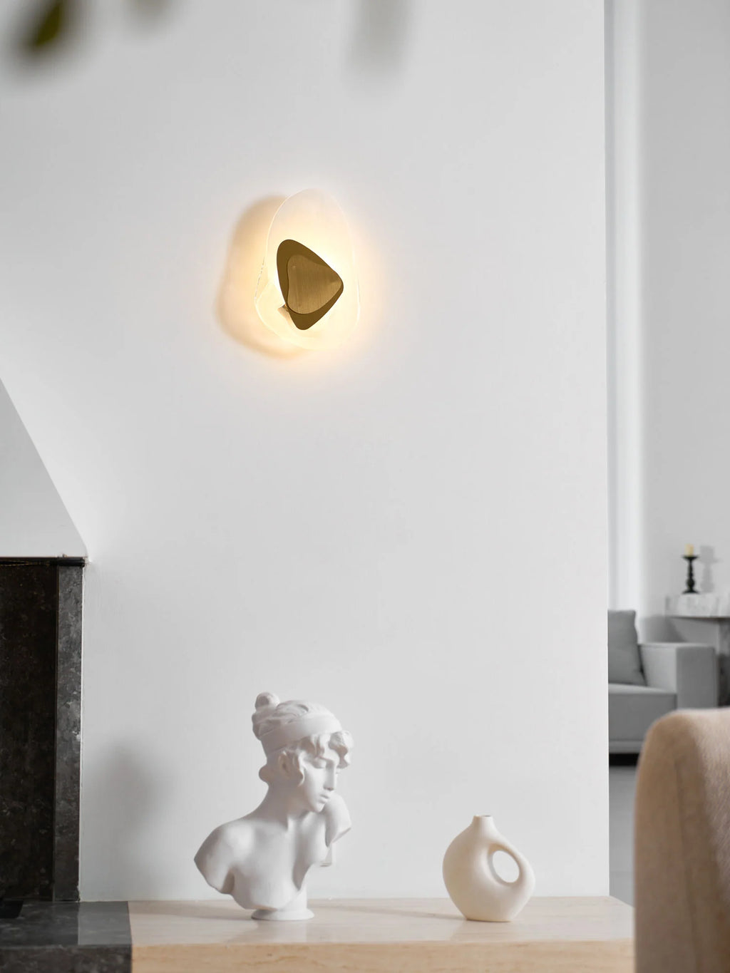DC1725 Wall Lamp