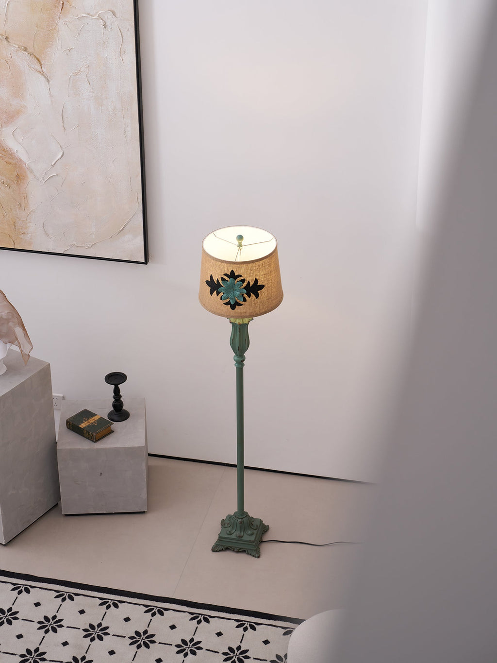 Lark Floor Lamp