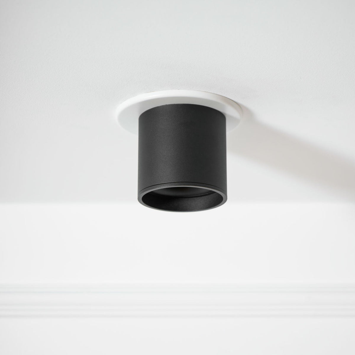 Modupoint Ceiling Light