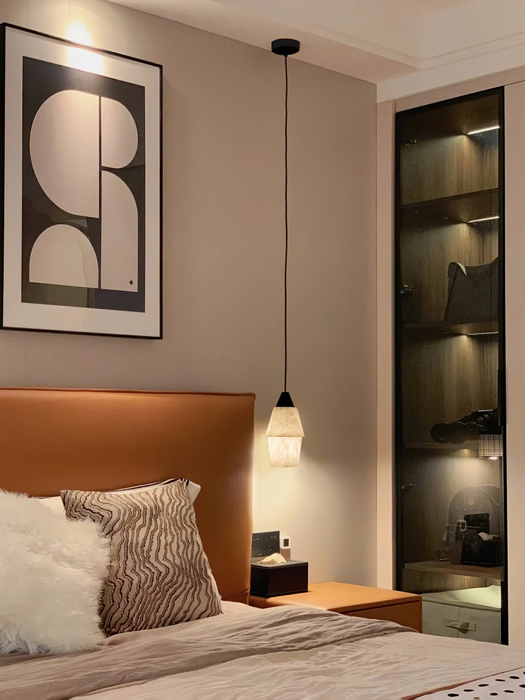 Noira Alabaster Cylinder Pendant Lamp