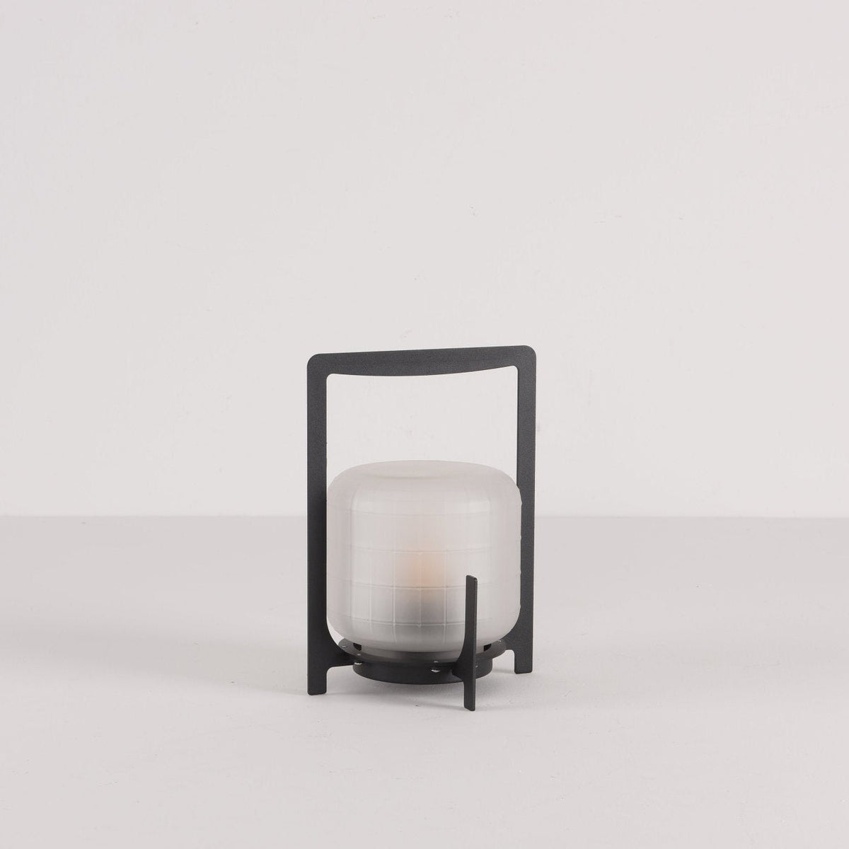 Black Twilight Lantern Table Lamp