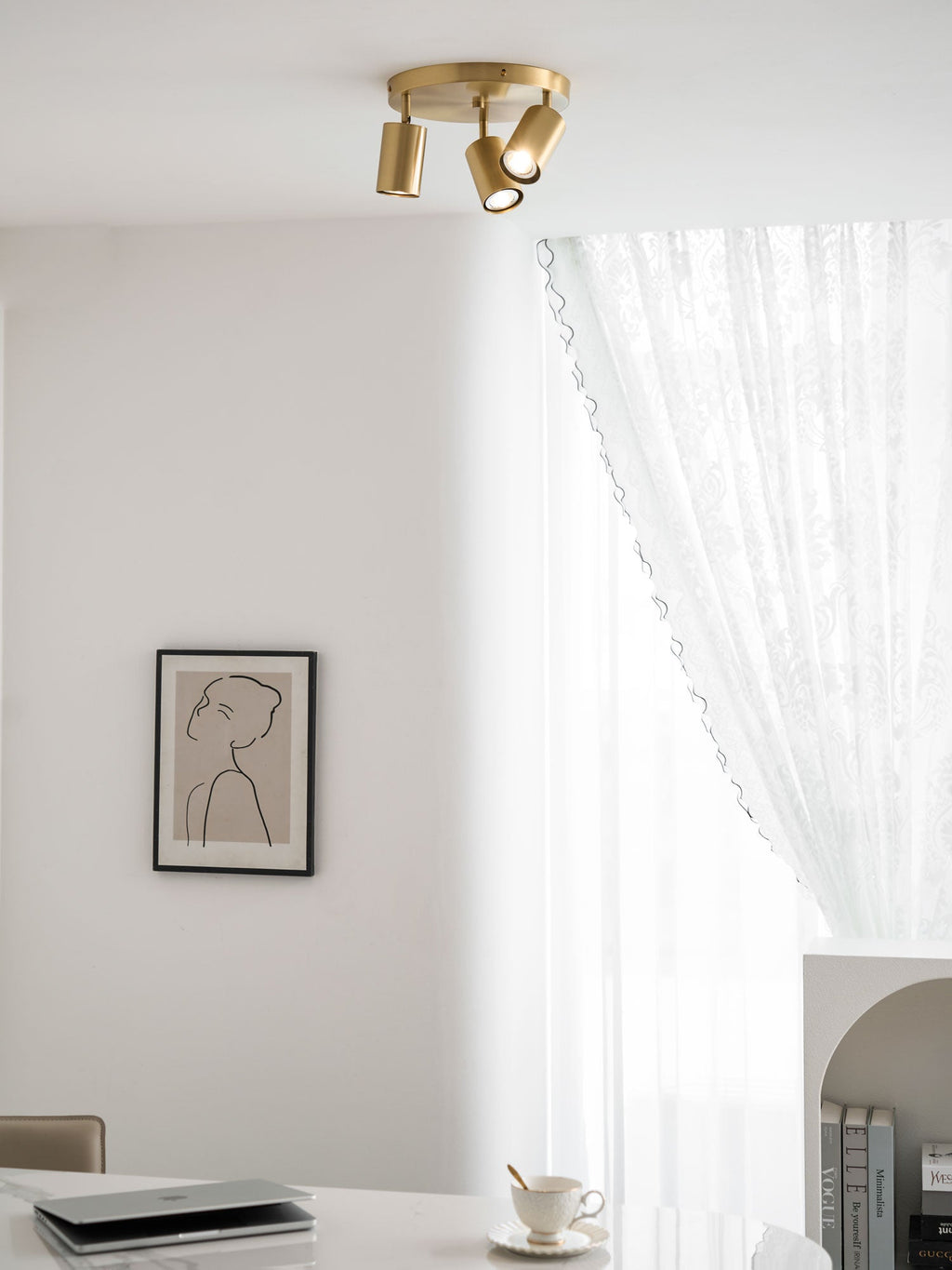 Hugo Hotspot Ceiling Light