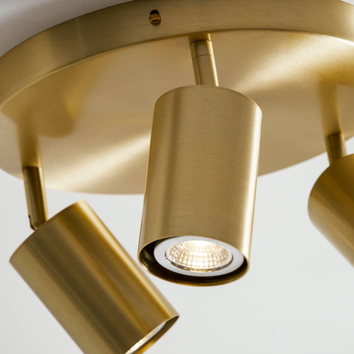 Hugo Hotspot Ceiling Light