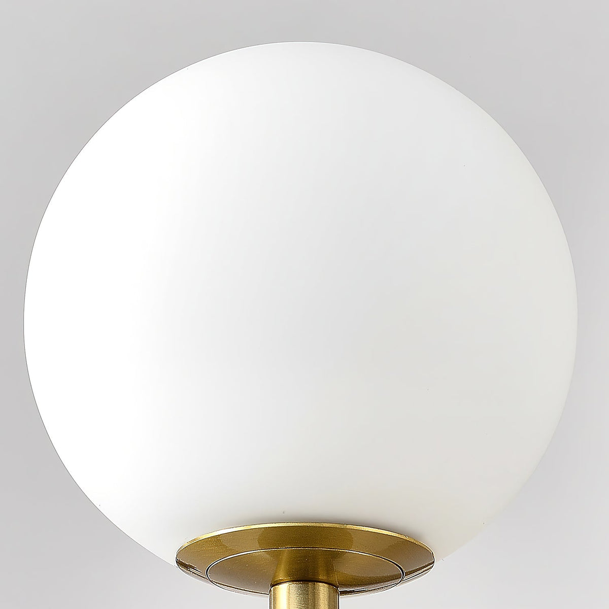 Lunaris Chandelier