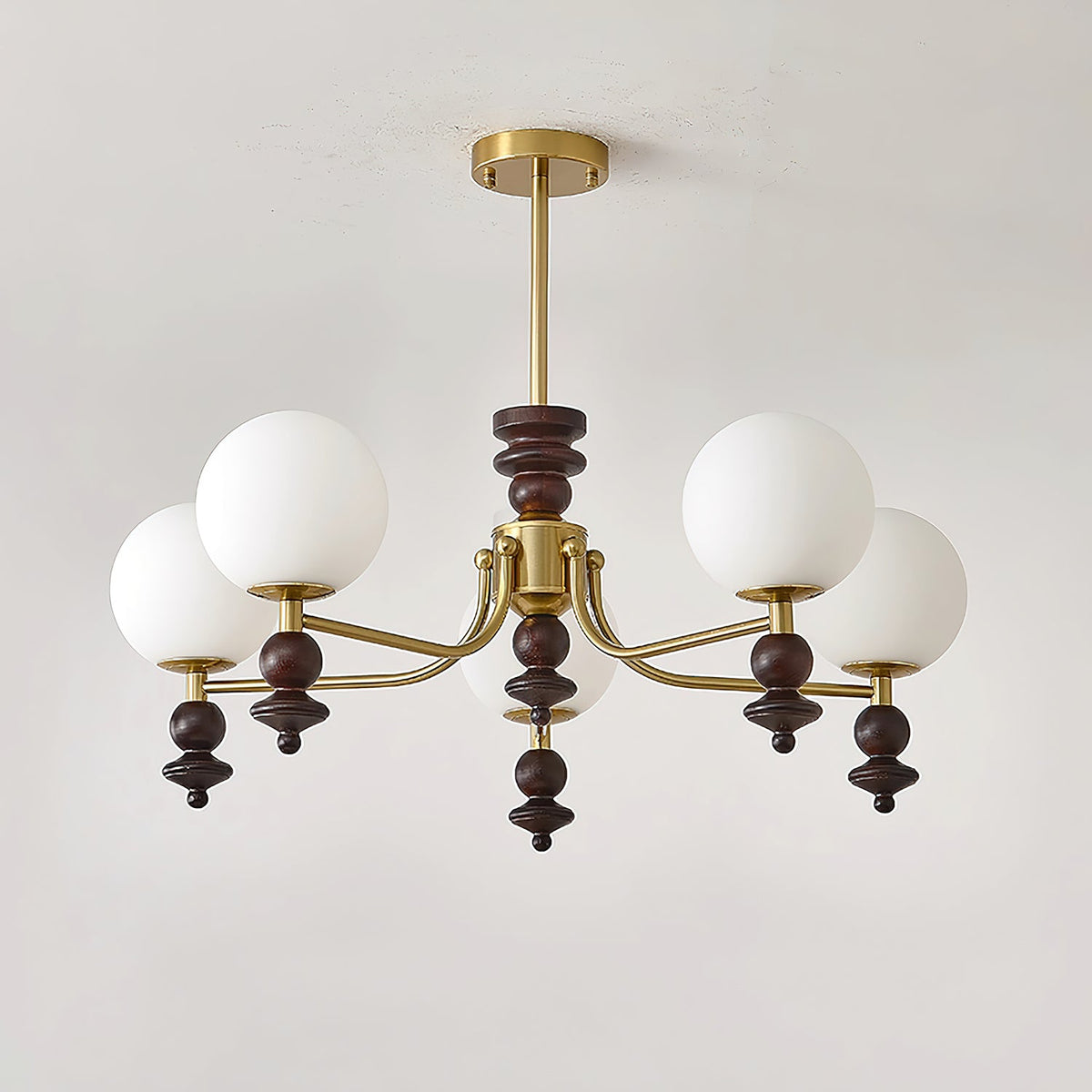 Lunaris Chandelier