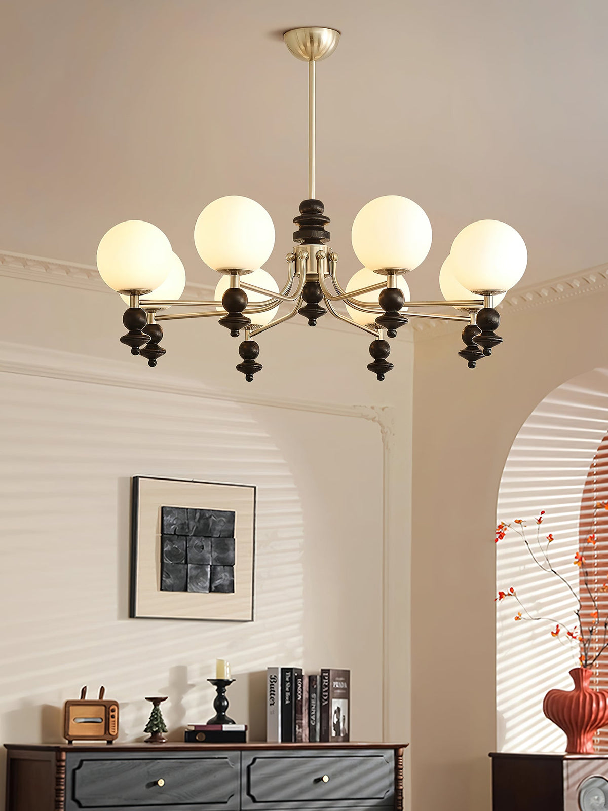 Lunaris Chandelier