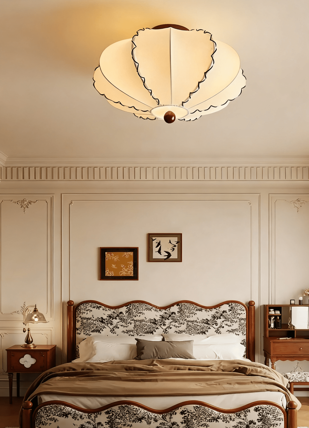 Calloped Edge Fabric Ceiling Light