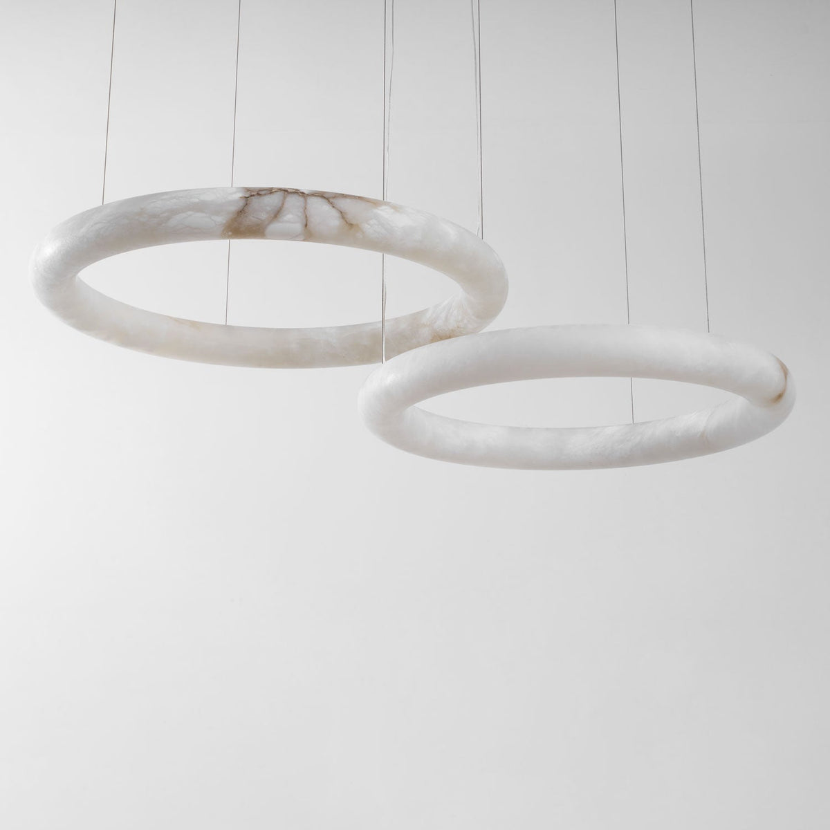 Halo di Pietra Alabaster Chandelier