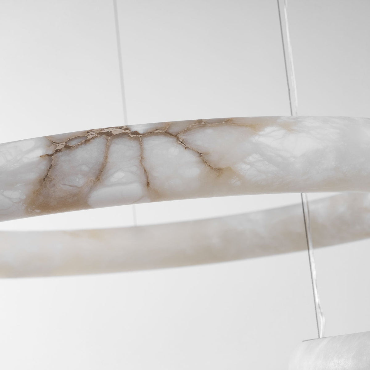 Halo di Pietra Alabaster Chandelier