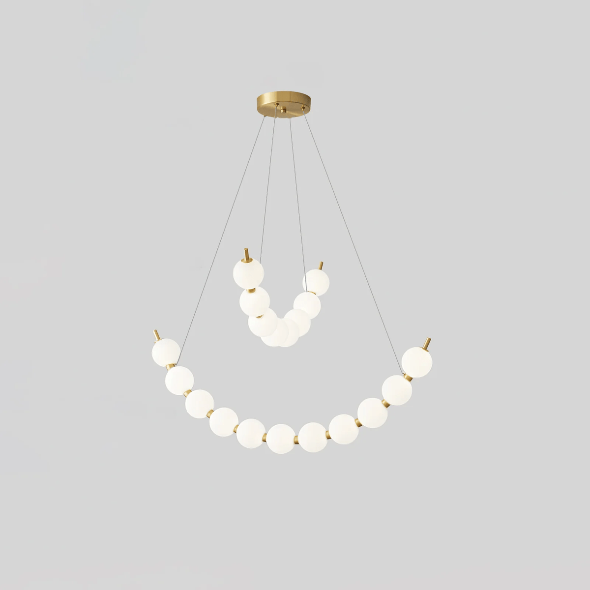 Model J ∅ 23.6″ + 31.5″ x H 23.6″ / Brass & White / Warm Light