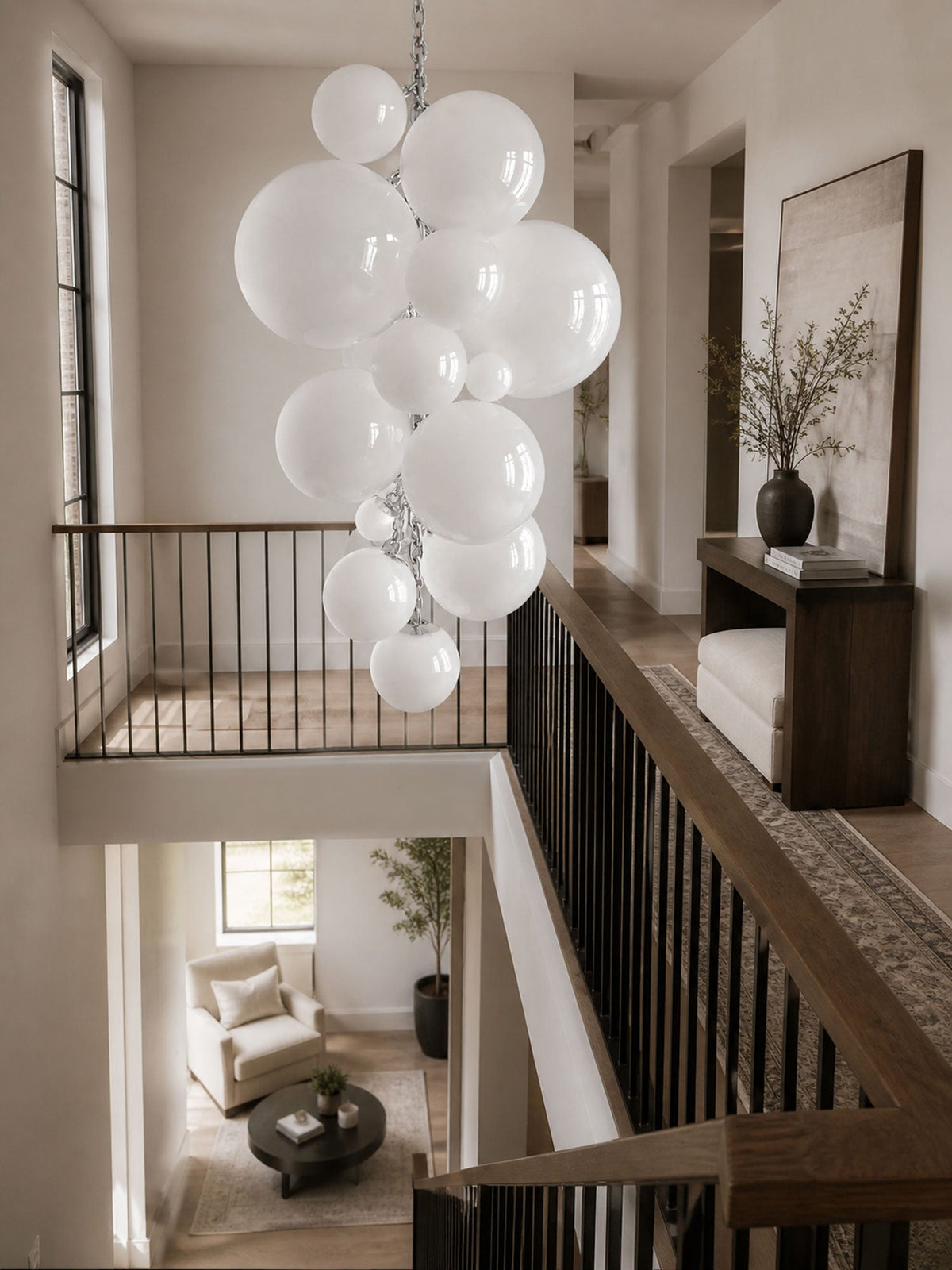 Velymo Grapetta Chandelier