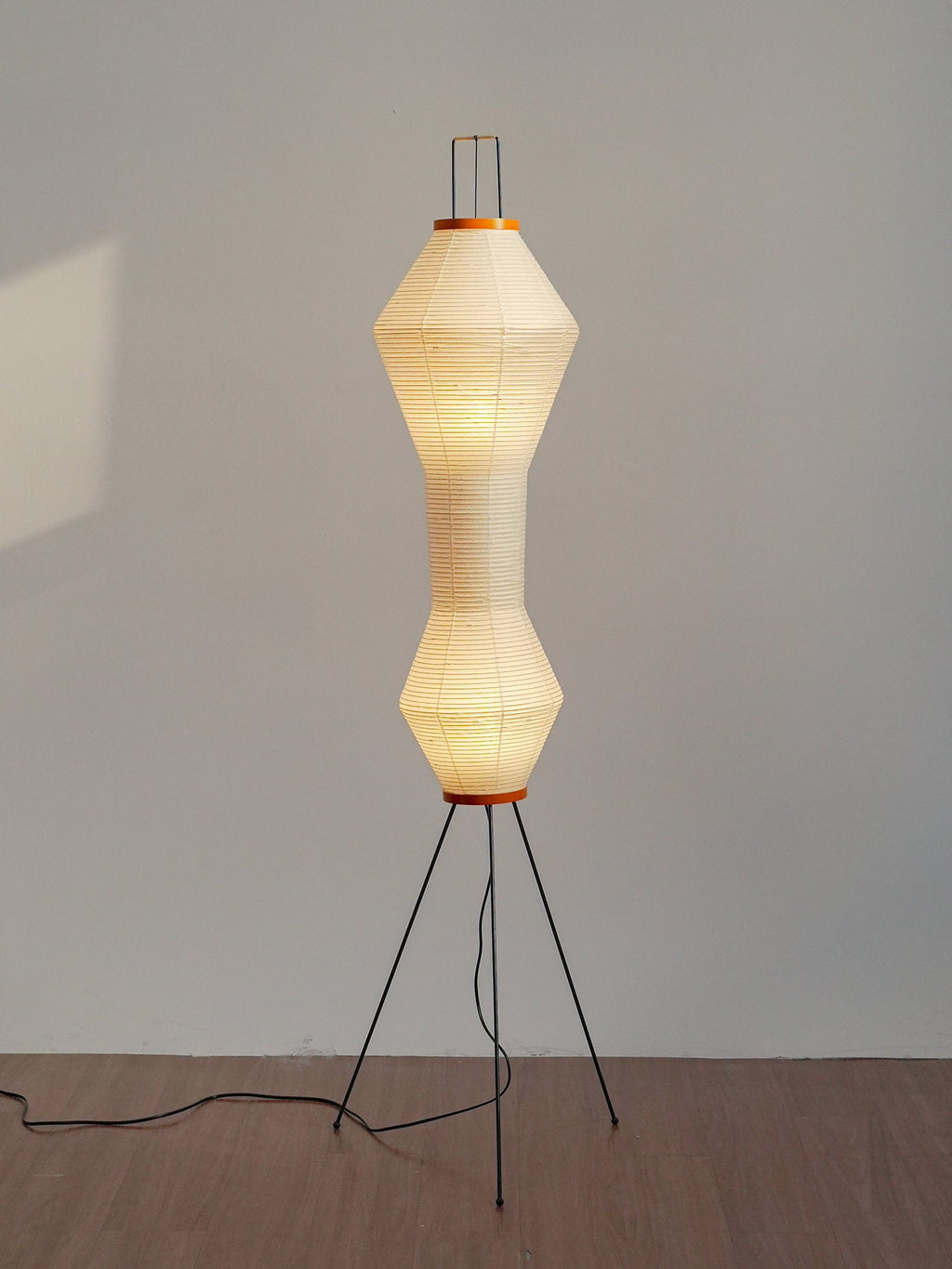 Kumo 12A Paper Floor Lamp