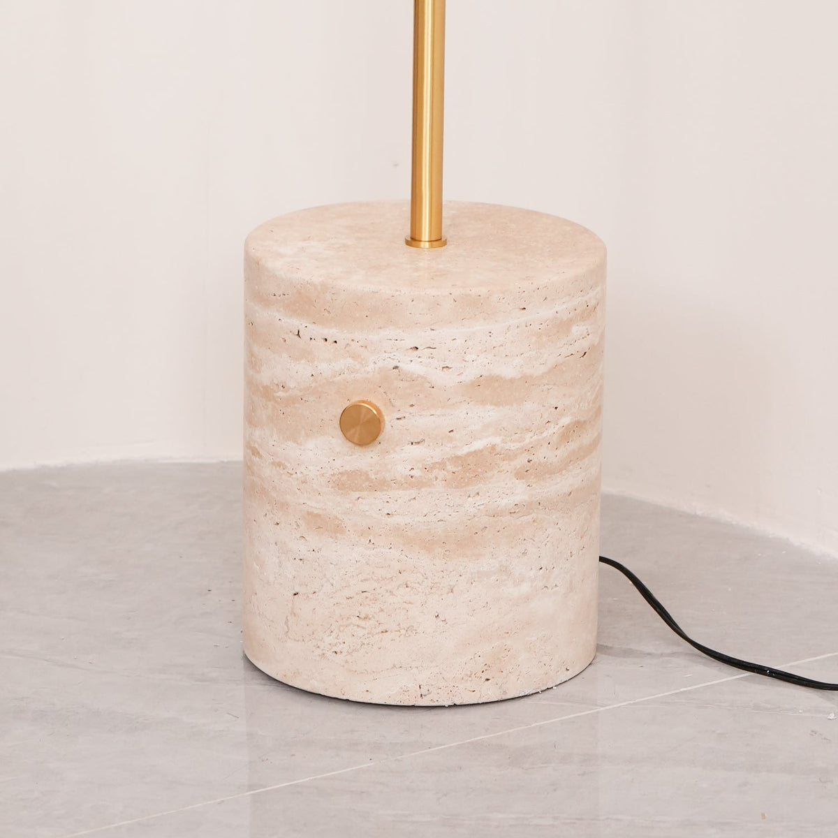 Elaris Floor Lamp
