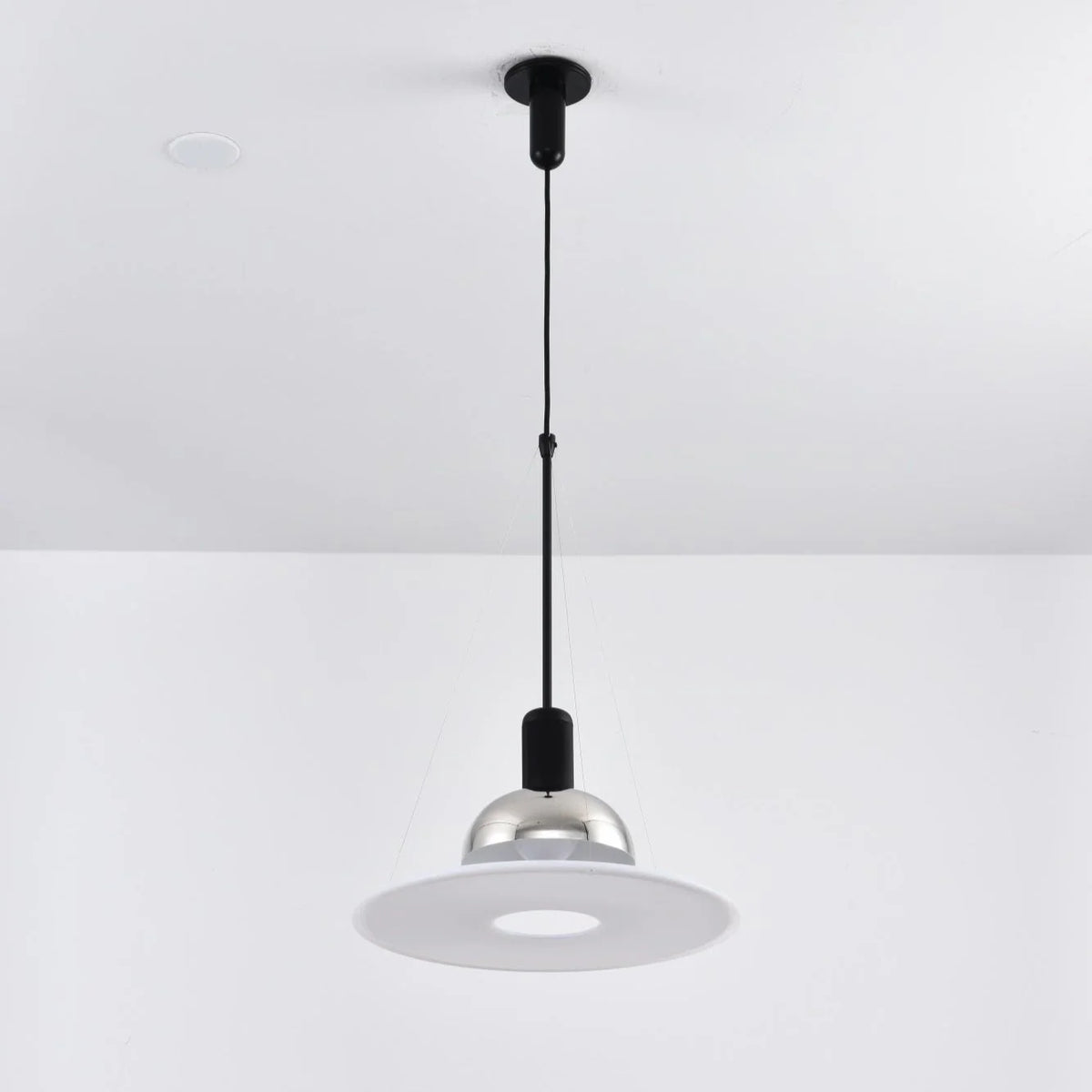 Flying Saucer Pendant Light