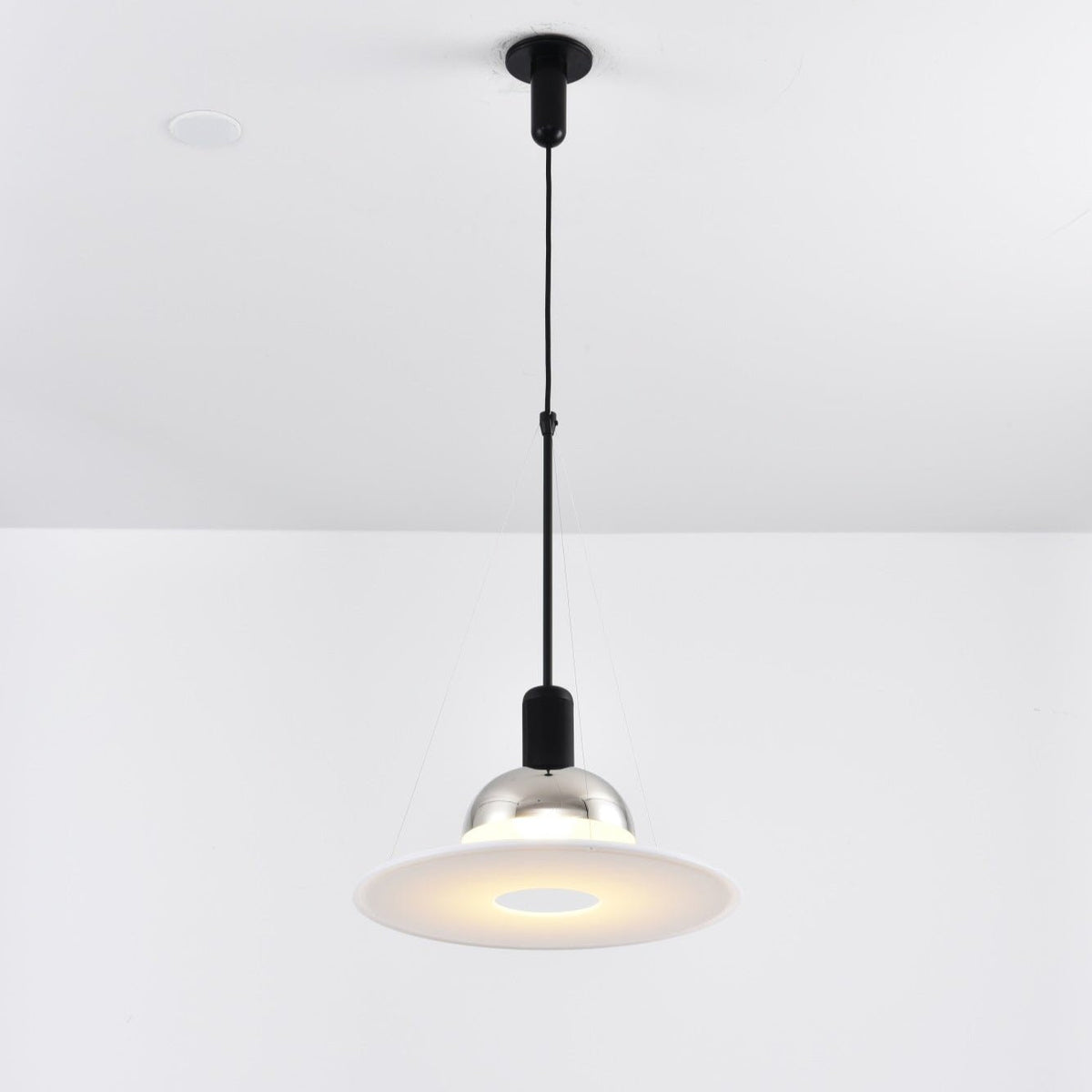 Flying Saucer Pendant Light