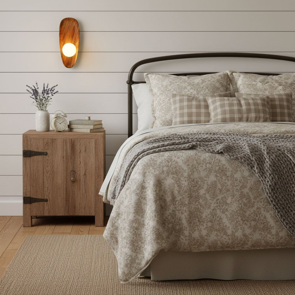 Eivor Wall Lamp