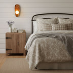 Eivor Wall Lamp