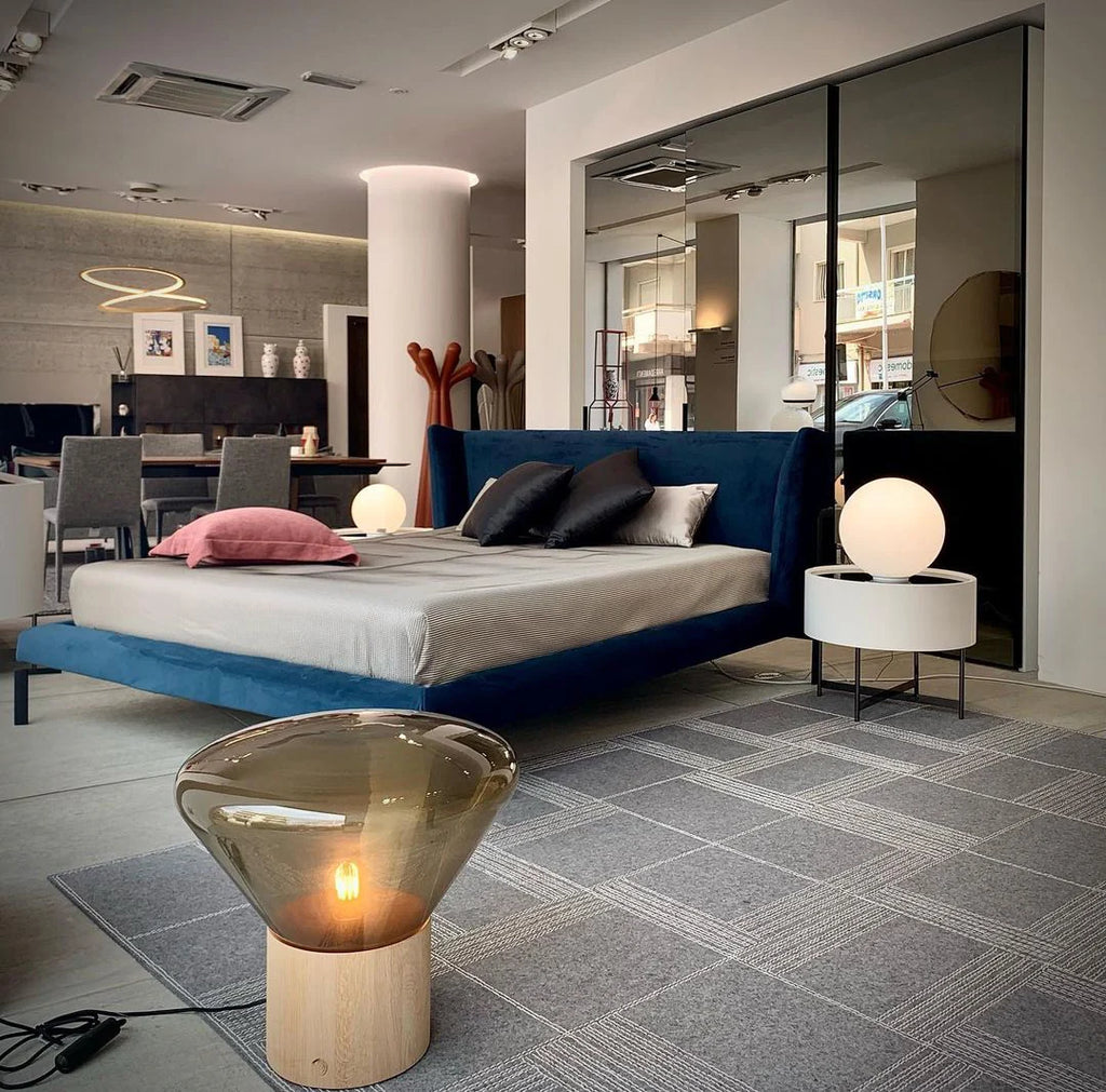 Bois Table Lamp