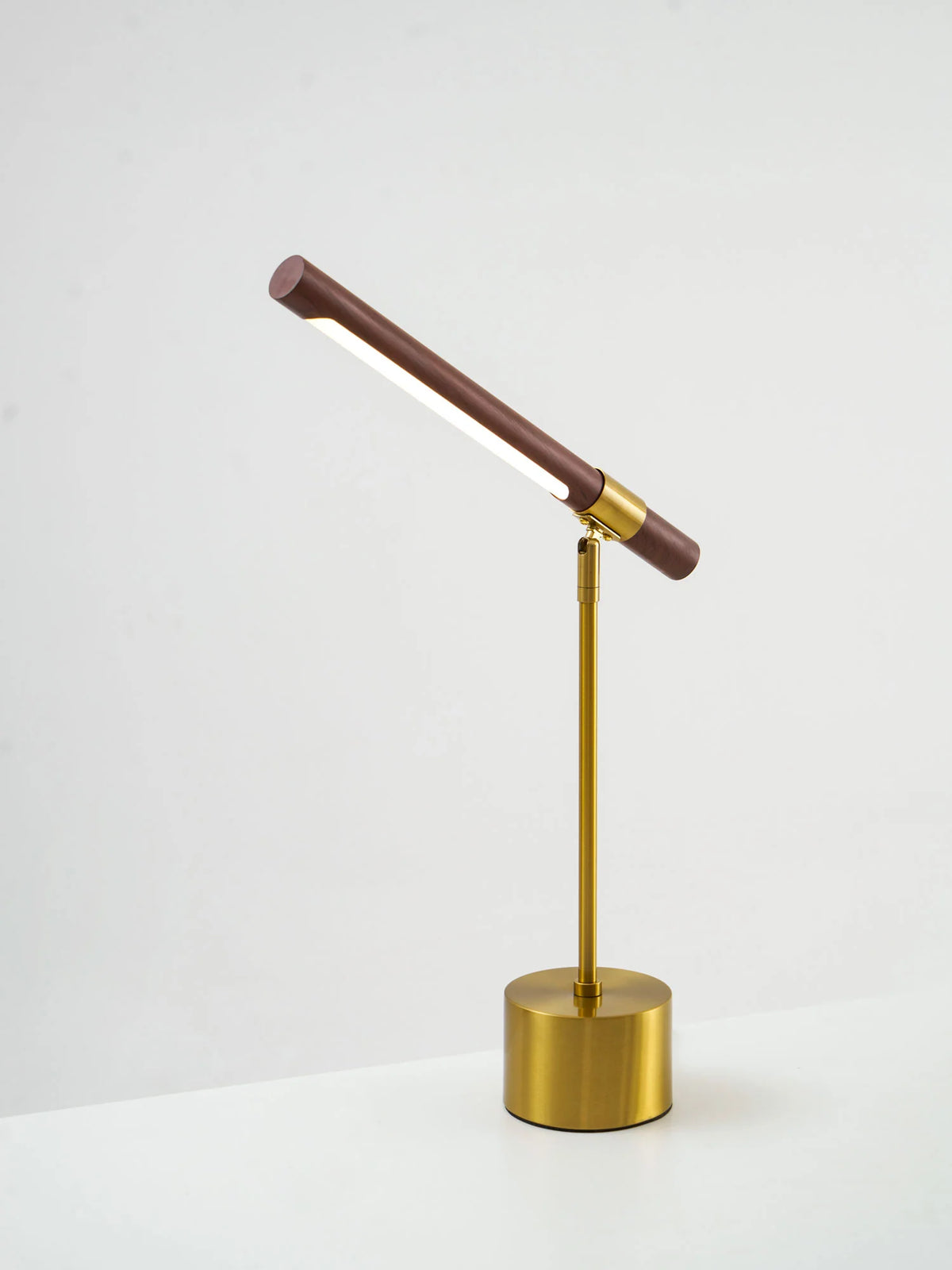 Linear Table Lamp