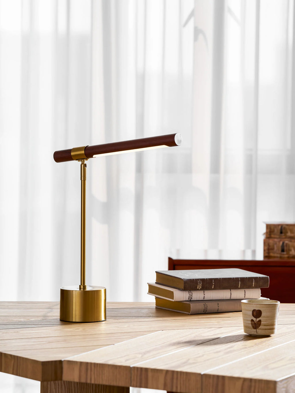 Linear Table Lamp