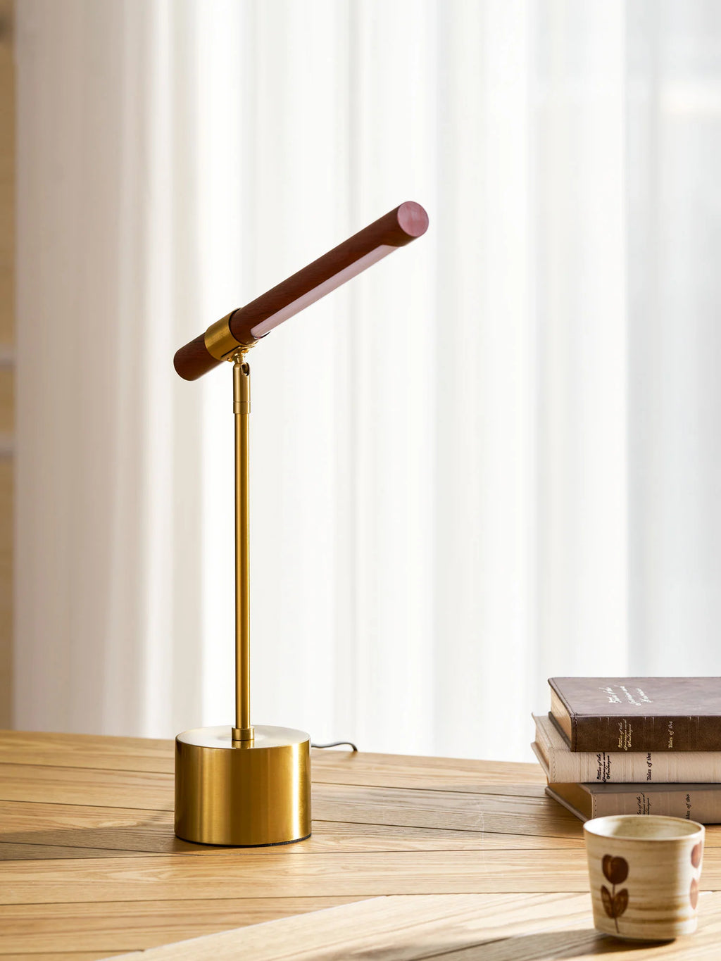 Linear Table Lamp