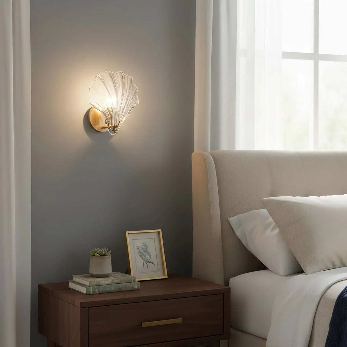 Shell Wall Light