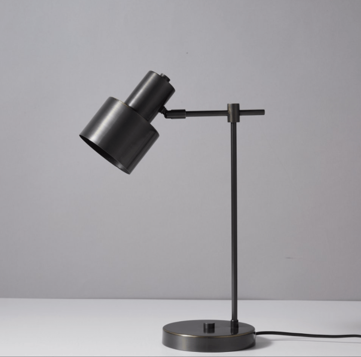 Lento Table Lamp