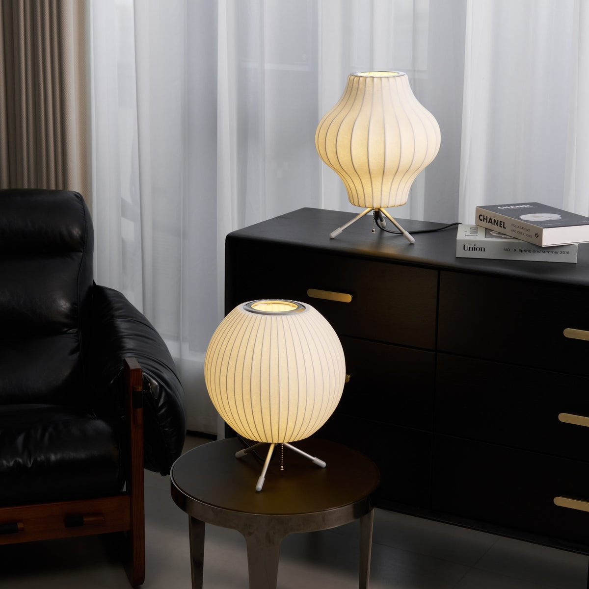 Tripod Bubble Table Lamp