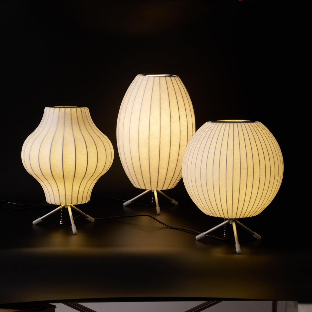 Tripod Bubble Table Lamp