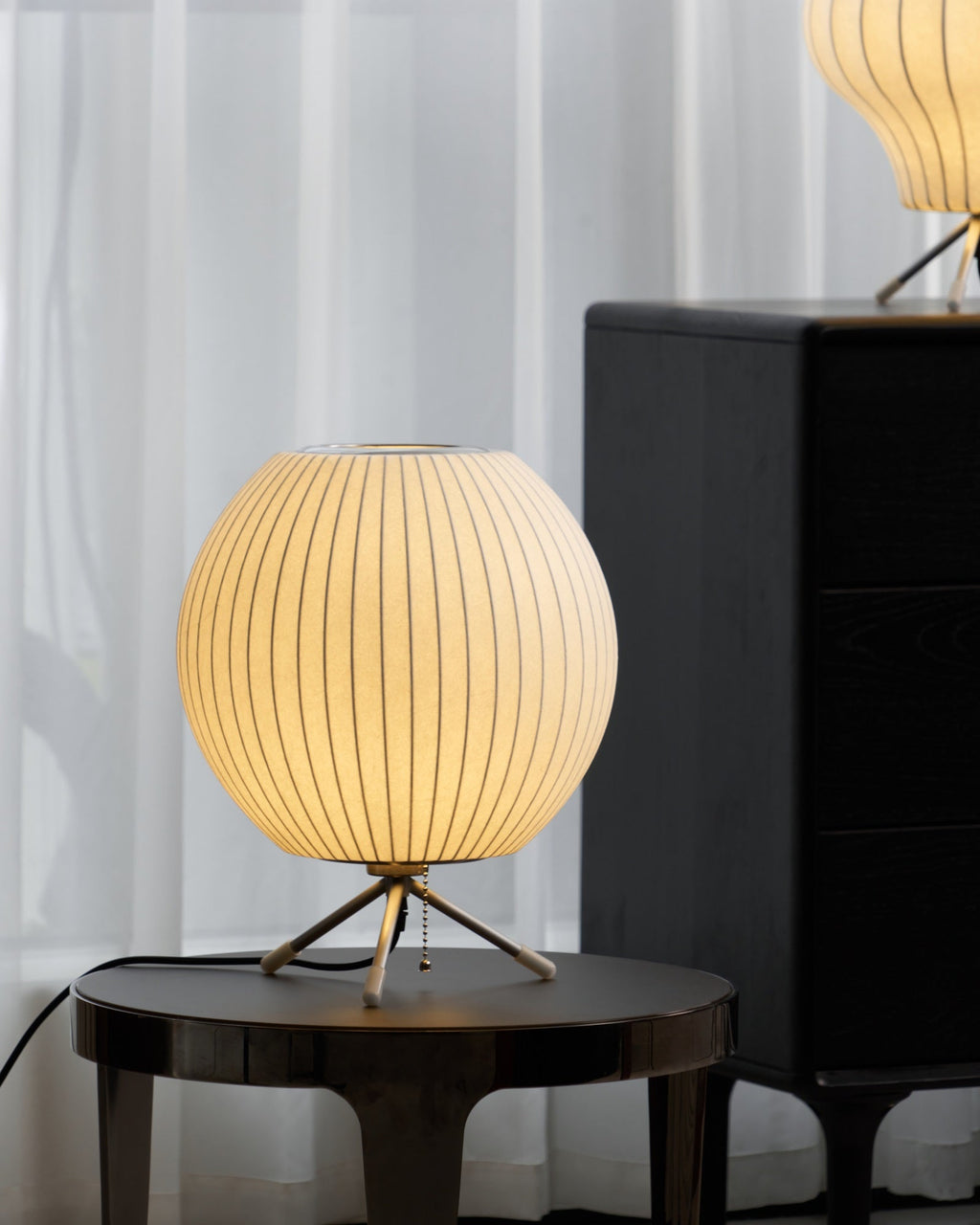 Tripod Bubble Table Lamp