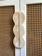 Twin-Curve Pull Handle