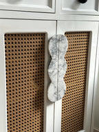 Twin-Curve Pull Handle