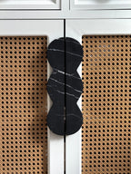 Twin-Curve Pull Handle