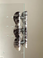 Twin-Curve Pull Handle