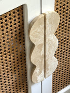 Twin-Curve Pull Handle