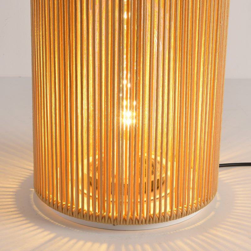 Linden Column Solar Outdoor Lamp