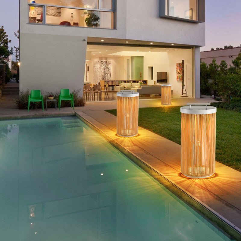 Linden Column Solar Outdoor Lamp