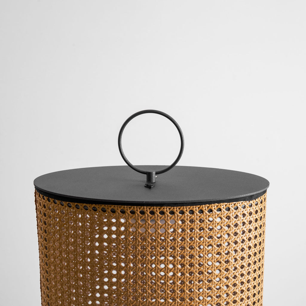 Arlette Solar Outdoor Lantern Lamp