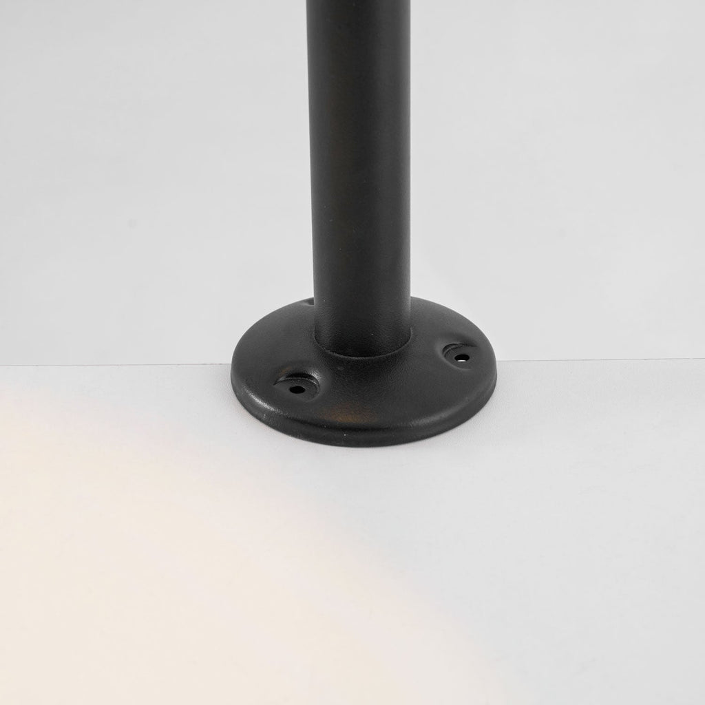 Arcis Outdoor Pathway Light