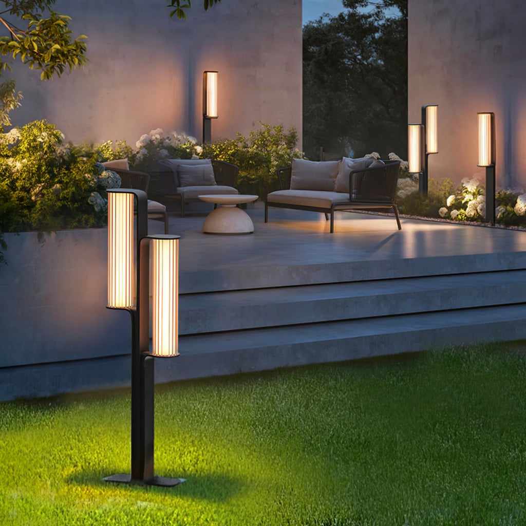 Lumo Arc Duo Outdoor Lamp