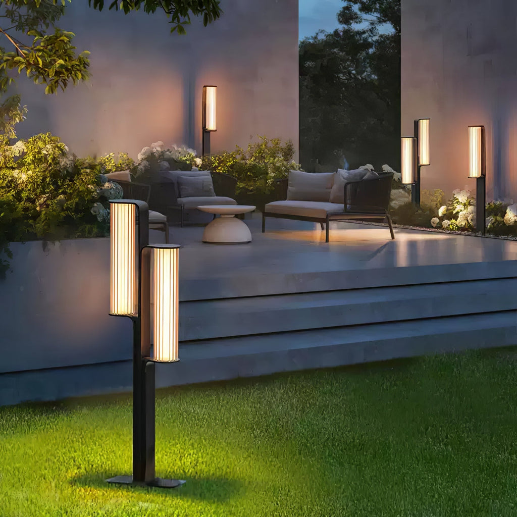 Lumo Arc Duo Outdoor Lamp