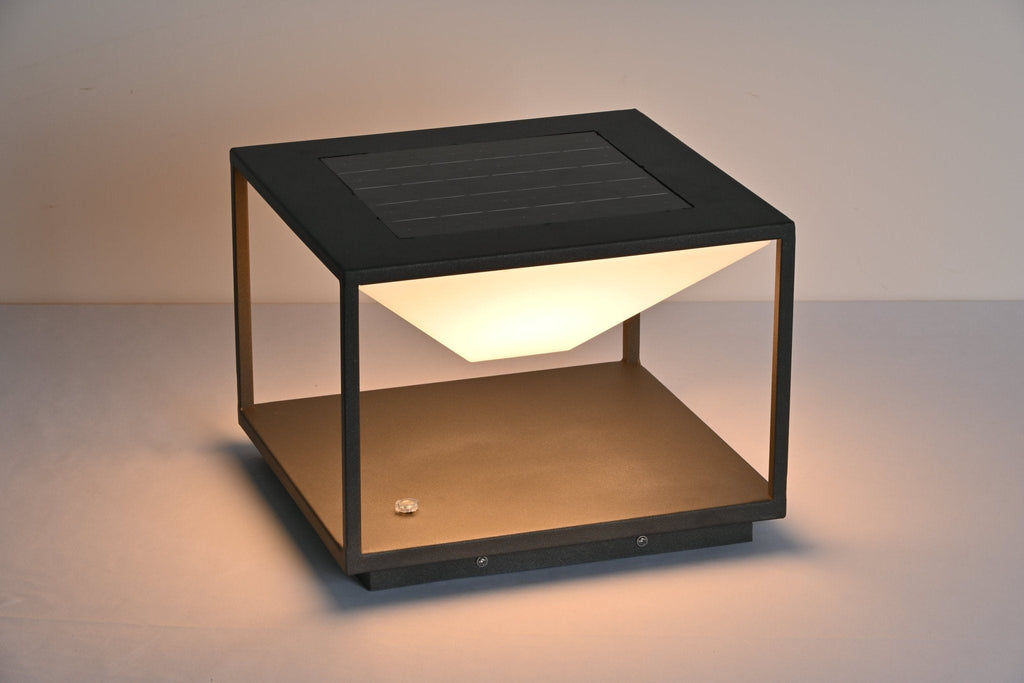 Geo Frame Solar Outdoor Light