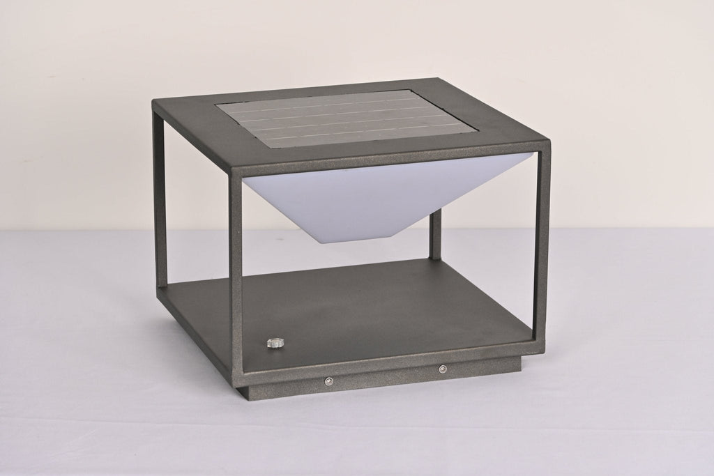 Geo Frame Solar Outdoor Light