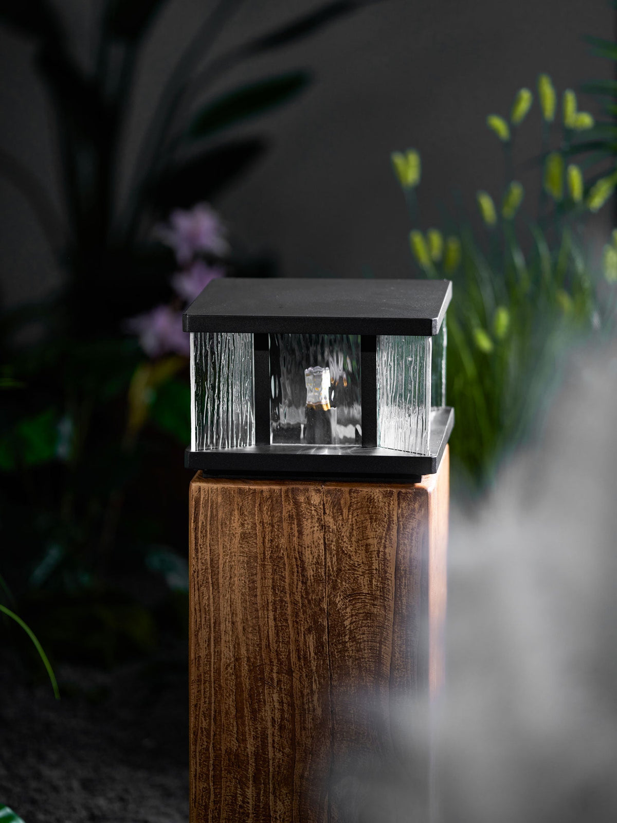Stratos Square Outdoor Light