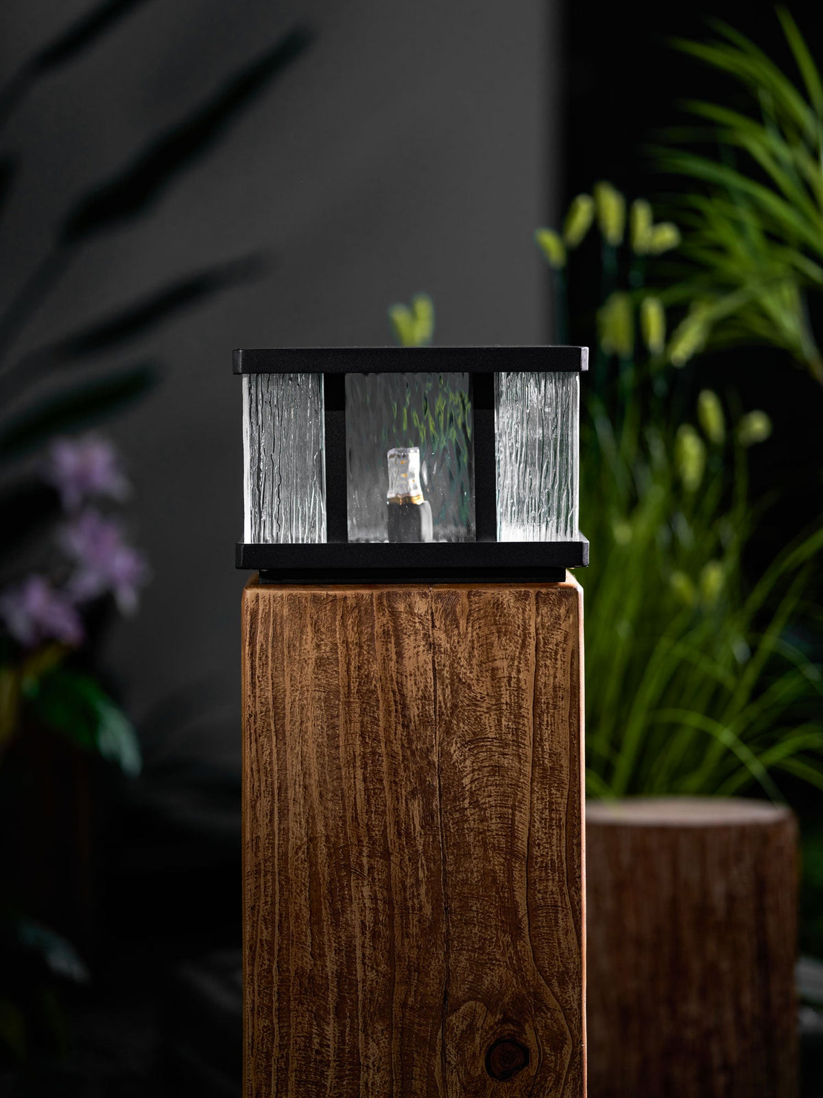 Stratos Square Outdoor Light