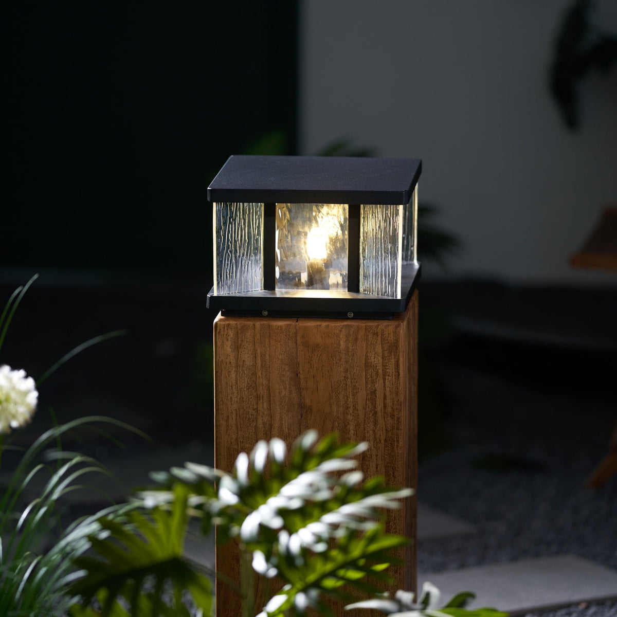 Stratos Square Outdoor Light