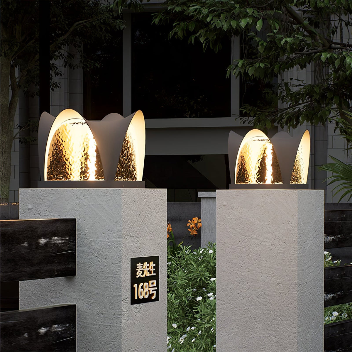 Sculptform Solar Outdoor Light