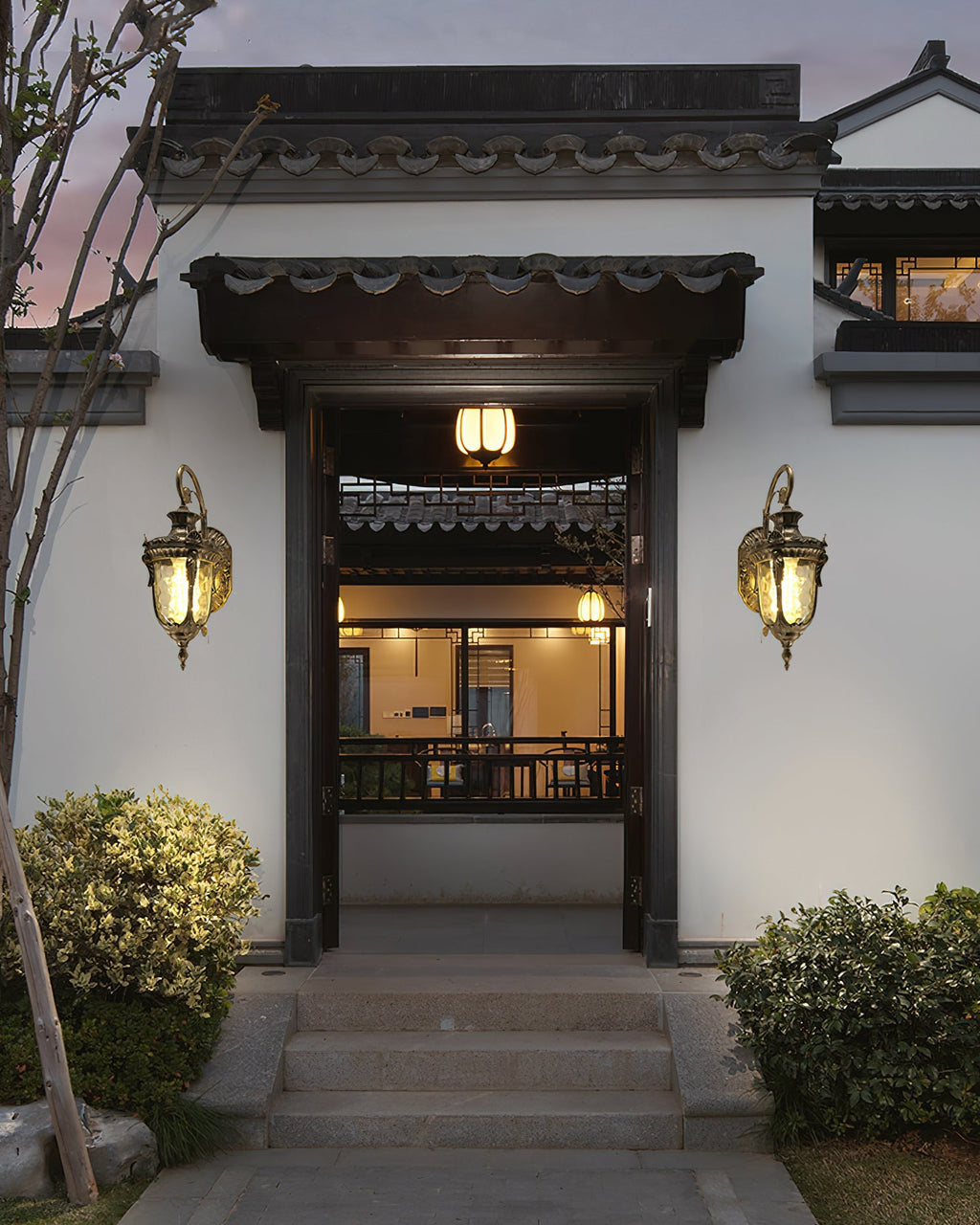 Heritage Outdoor Wall Lamp
