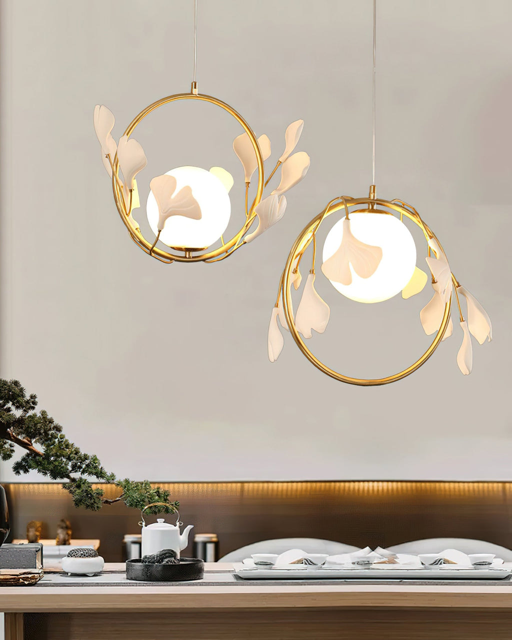 Gingko Halo Glass Pendant Lamp