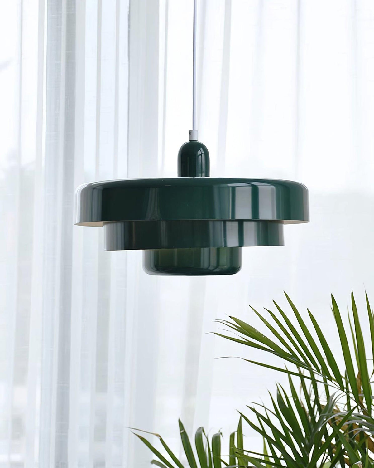 Cakora Bauhaus Metal Pendant Light